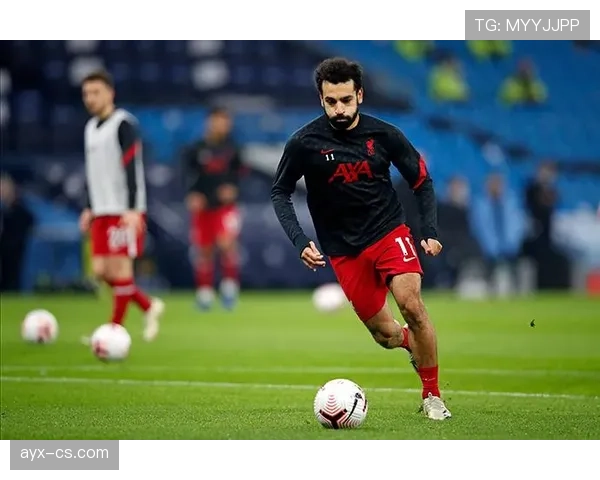 萨拉赫当选英格兰年度最佳球员,杰出表现引发广泛关注 萨拉赫当选英格兰年度最佳球员,杰出表现引发广泛关注