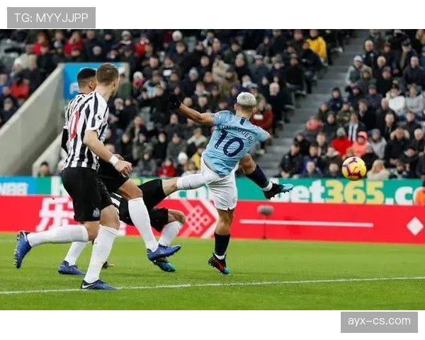 纽卡斯尔联在英超赛季中的表现稳健，逐步迎来强势回归。