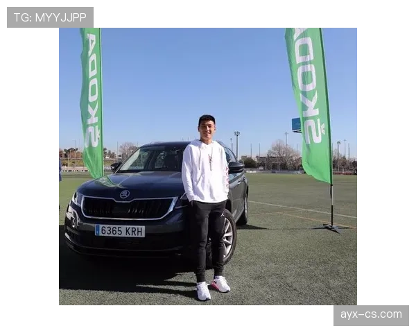 武磊居然私下喜欢的这些豪车,朋友圈根本没一个知道! 武磊居然私下喜欢的这些豪车,朋友圈根本没一个知道!