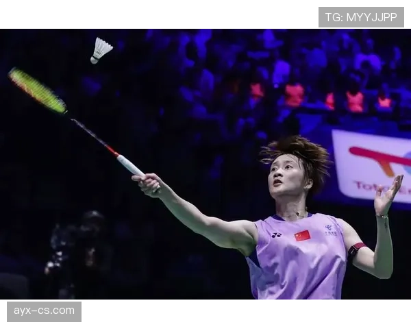 陈雨菲拎着大牌包穿平底鞋那一刻，我真想把银行卡拿去冷冻